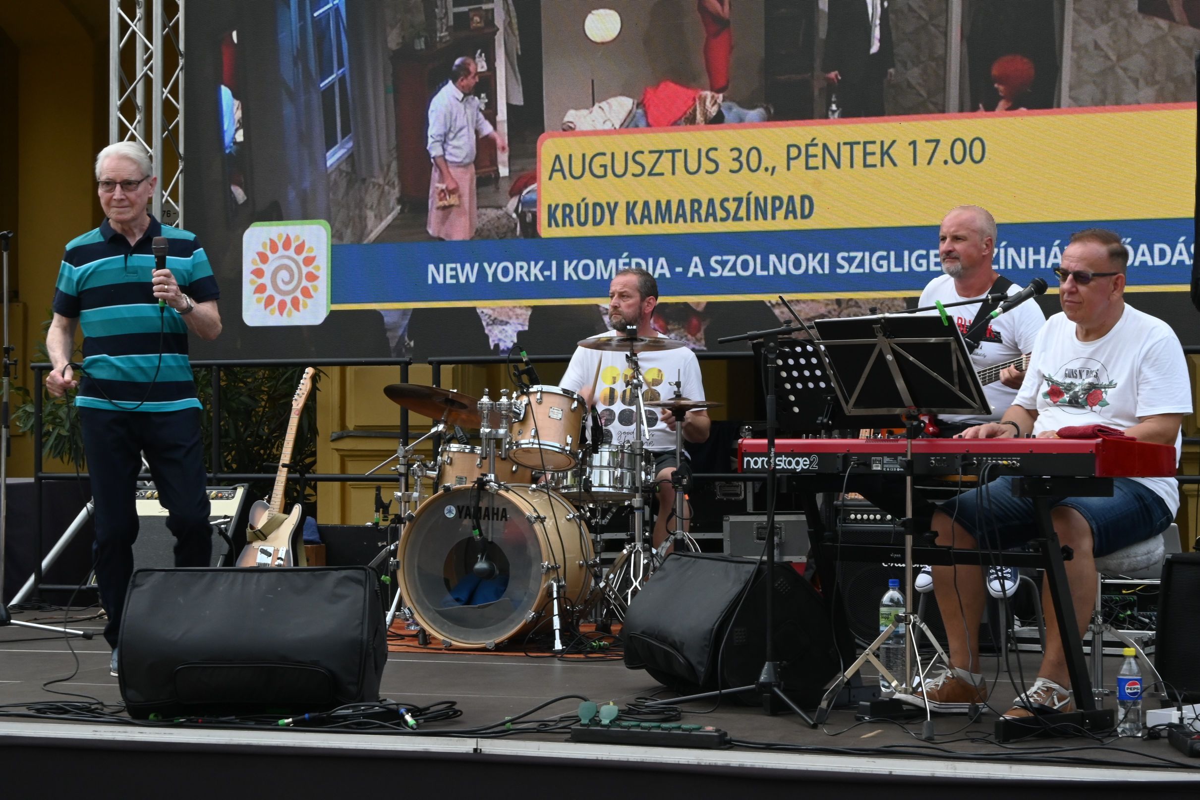 polip_jazz_trio_2_37477.JPG